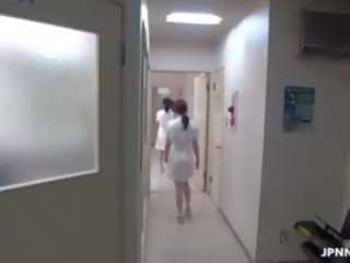 Japonesa enfermeira fica marota com um difícil para cima part6
